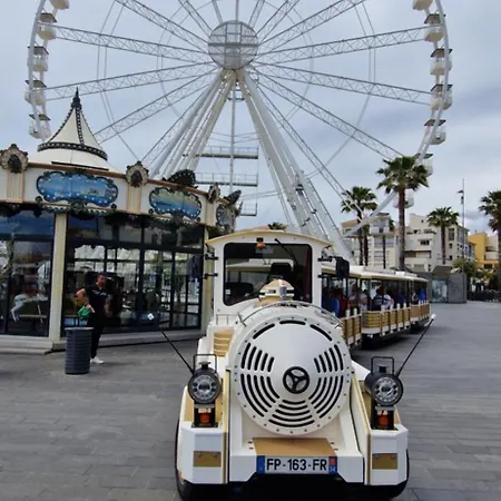 Cap D'agde Avec Piscine, Tennis Entierement Renove *