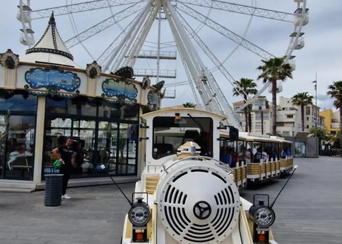 Cap D'agde Avec Piscine, Tennis Entierement Renove *