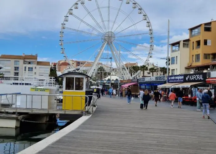 Cap D'agde Avec Piscine, Tennis Entierement Renove *